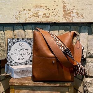 👜Tan circle link guitar strap purse 👜